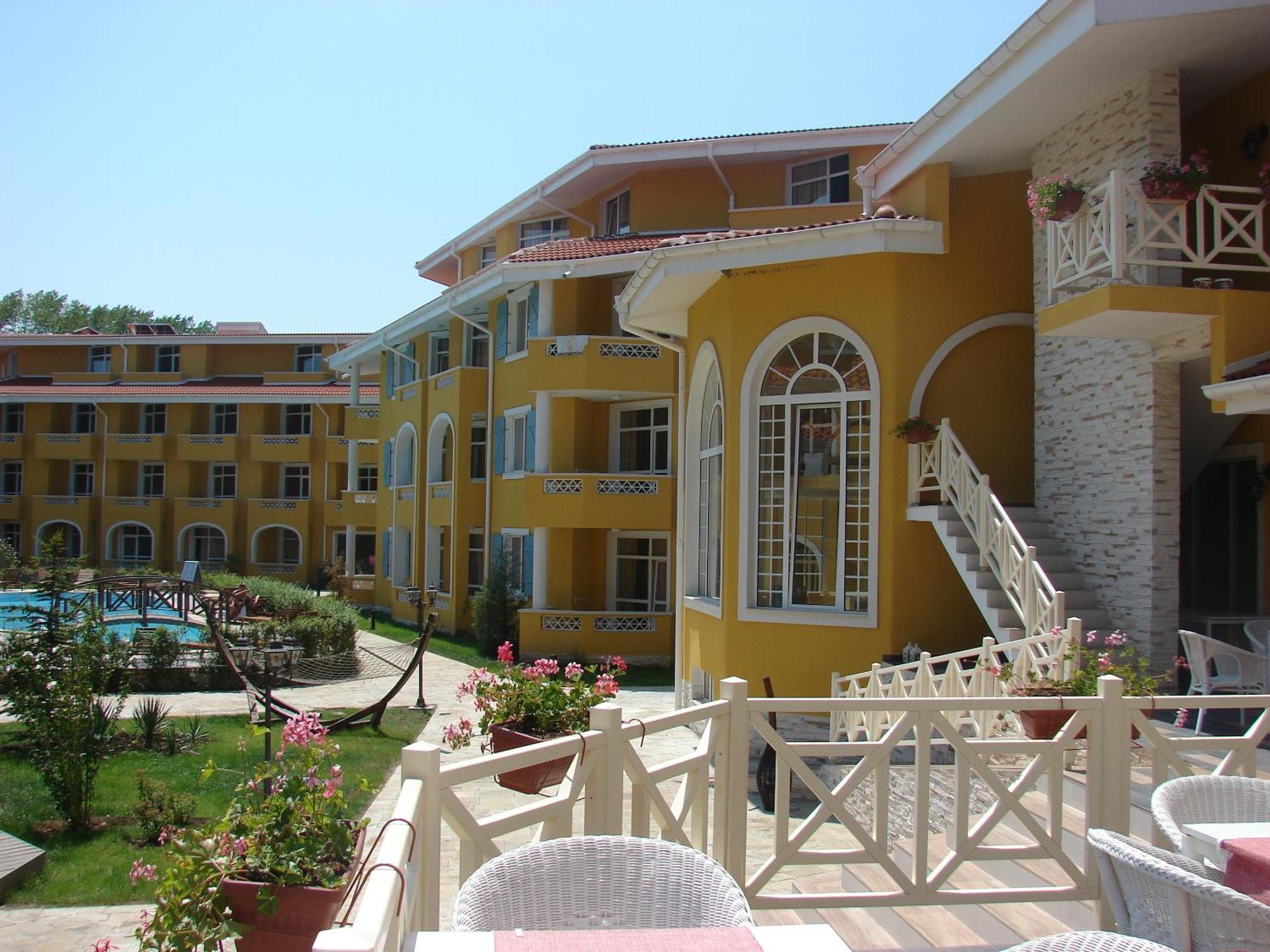 Blue Orange Beach Resort Sozopol Bagian luar foto