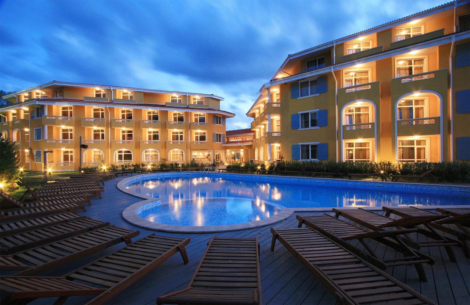 Blue Orange Beach Resort Sozopol Bagian luar foto